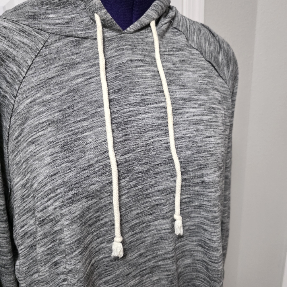 Lightweight Grey Longsleeve Hoodie Size XL - Picture 4 of 11